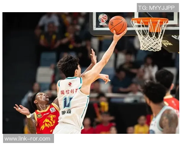 开拓者媒体人点评埃迪表现杨瀚森展现出色状态引关注